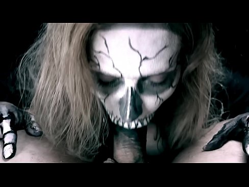 ❤️ Dämonenmädchen lutscht Schwanz mit ihrem schwarzen Mund und schluckt Sperma. Sex video bei uns de.seecamsus.top