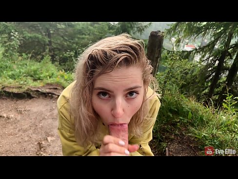 ❤️ Mädchen schluckt Sperma nach einem öffentlichen Blowjob - Eva Elfi Sex video bei uns de.seecamsus.top