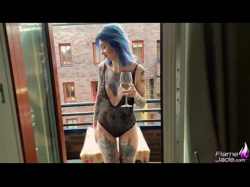 ❤️ Großartiges Mädchen lutscht mit einem Schluck und fickt leidenschaftlich unter freiem Himmel Sex video bei uns de.seecamsus.top